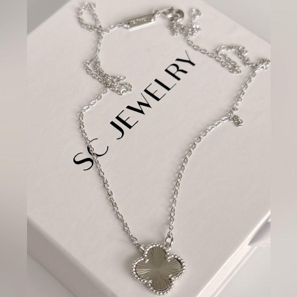 Clover Necklace Silver Tone Double Sided Luxury Jewelry - Picture 2 of 8